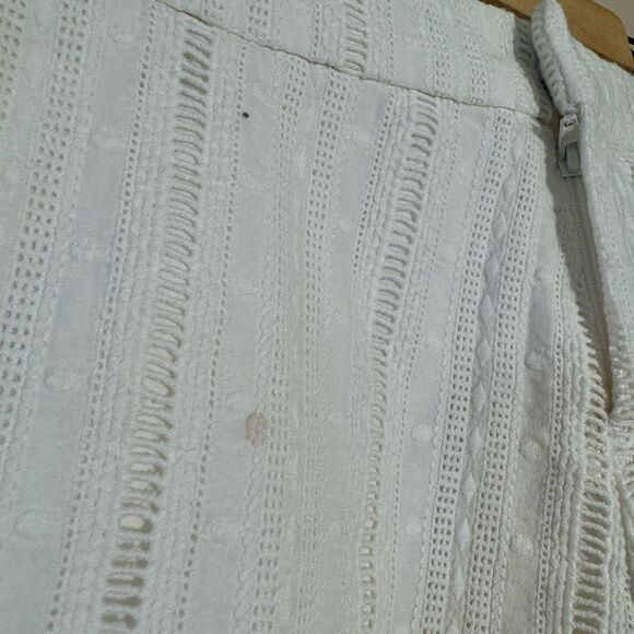 SALE! White Joie Eyelet Cotton Shorts Size 8 EUC - Picture 5 of 7